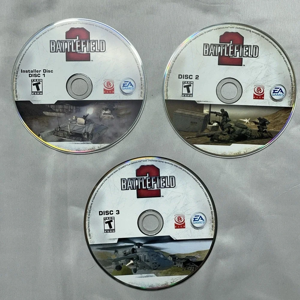 Battlefield 2 PC CD-ROM Game w/ Case 3-Disc Set EA Games 2005 No Manual Tested